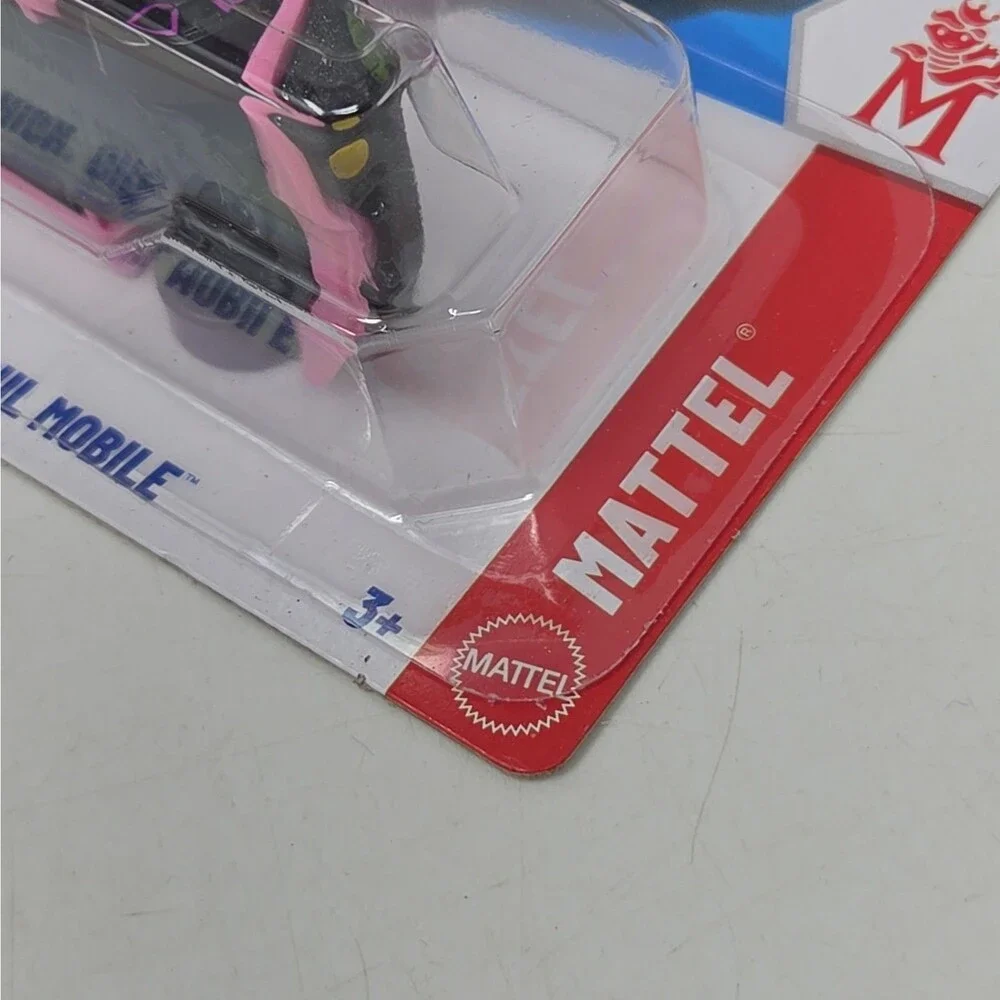 Hot Wheels Monster High Lot 2 Ghoul Mobile 1:64 Pink/Purple Diecast Car Unopened